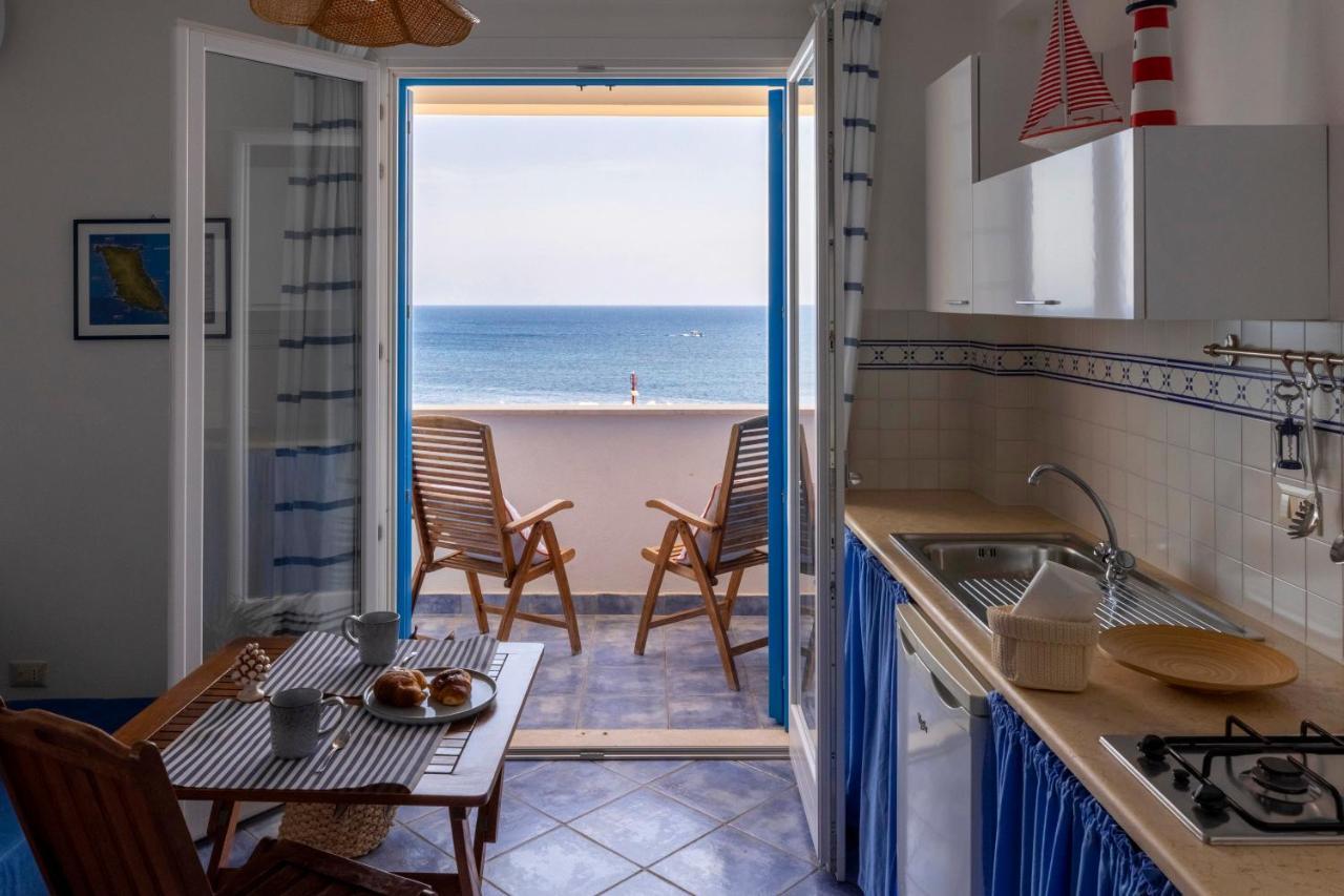 Le Conchiglie Apartment Маретимо Екстериор снимка